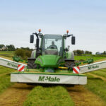 Комбінація косарок McHale B9000 Pro Glide